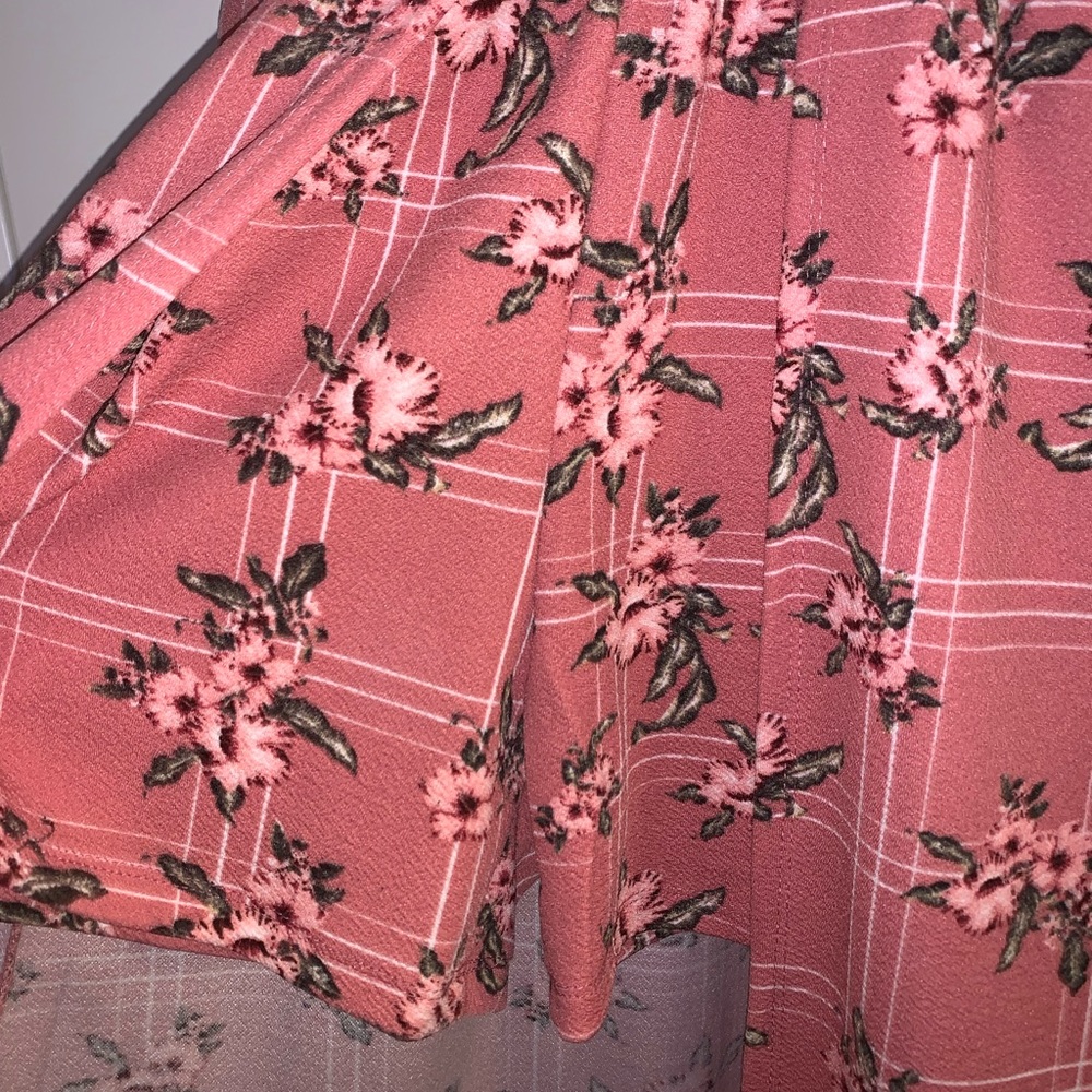 pink floral dress with shorts - Picture 4 of 4